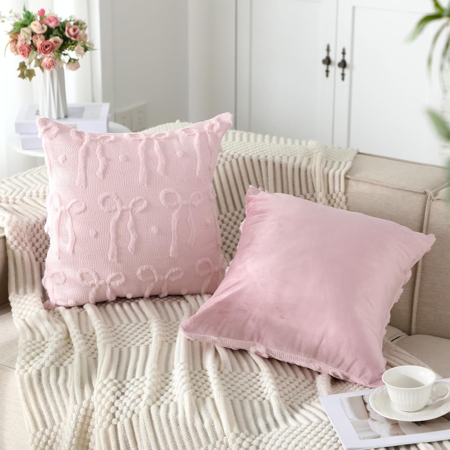 COOKCOK Bow Throw Pillow Covers 18x18 Set of 2 Decorative Pillow Covers Soft Plush Faux Wool Aesthetic Pillowcases Preppy Room Decor for Bed Sofa Couch Living Room, Pink