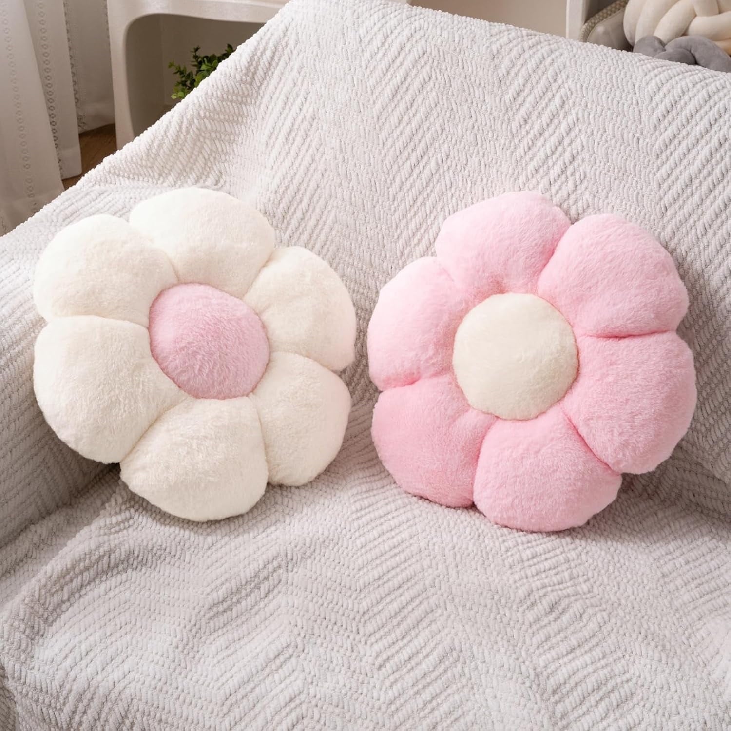 COOKCOK 2 Pcs Flower Pillow 15" Flower Throw Pillows, Cute Daisy Flower Shaped Floor Pillow Seat Cushions, Decorative Throw Pillows for Bedroom, Living Room