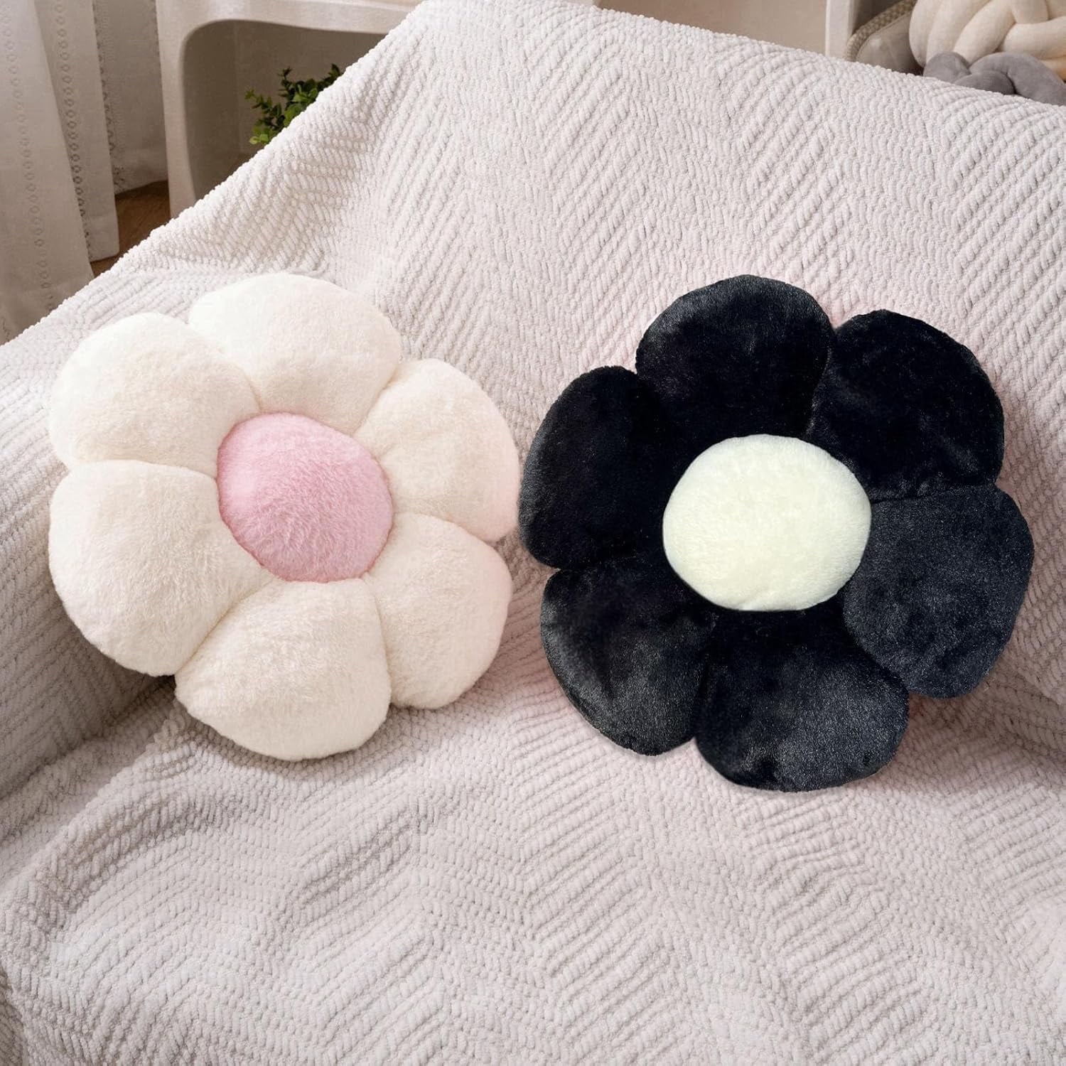 COOKCOK 2 Pcs Flower Pillow 15" Flower Throw Pillows, Cute Daisy Flower Shaped Floor Pillow Seat Cushions, Decorative Throw Pillows for Bedroom, Living Room