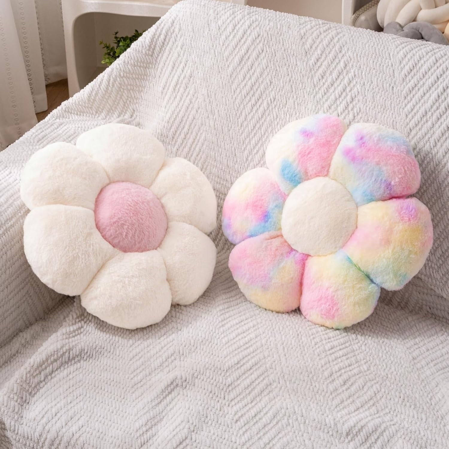 COOKCOK 2 Pcs Flower Pillow 15" Flower Throw Pillows, Cute Daisy Flower Shaped Floor Pillow Seat Cushions, Decorative Throw Pillows for Bedroom, Living Room