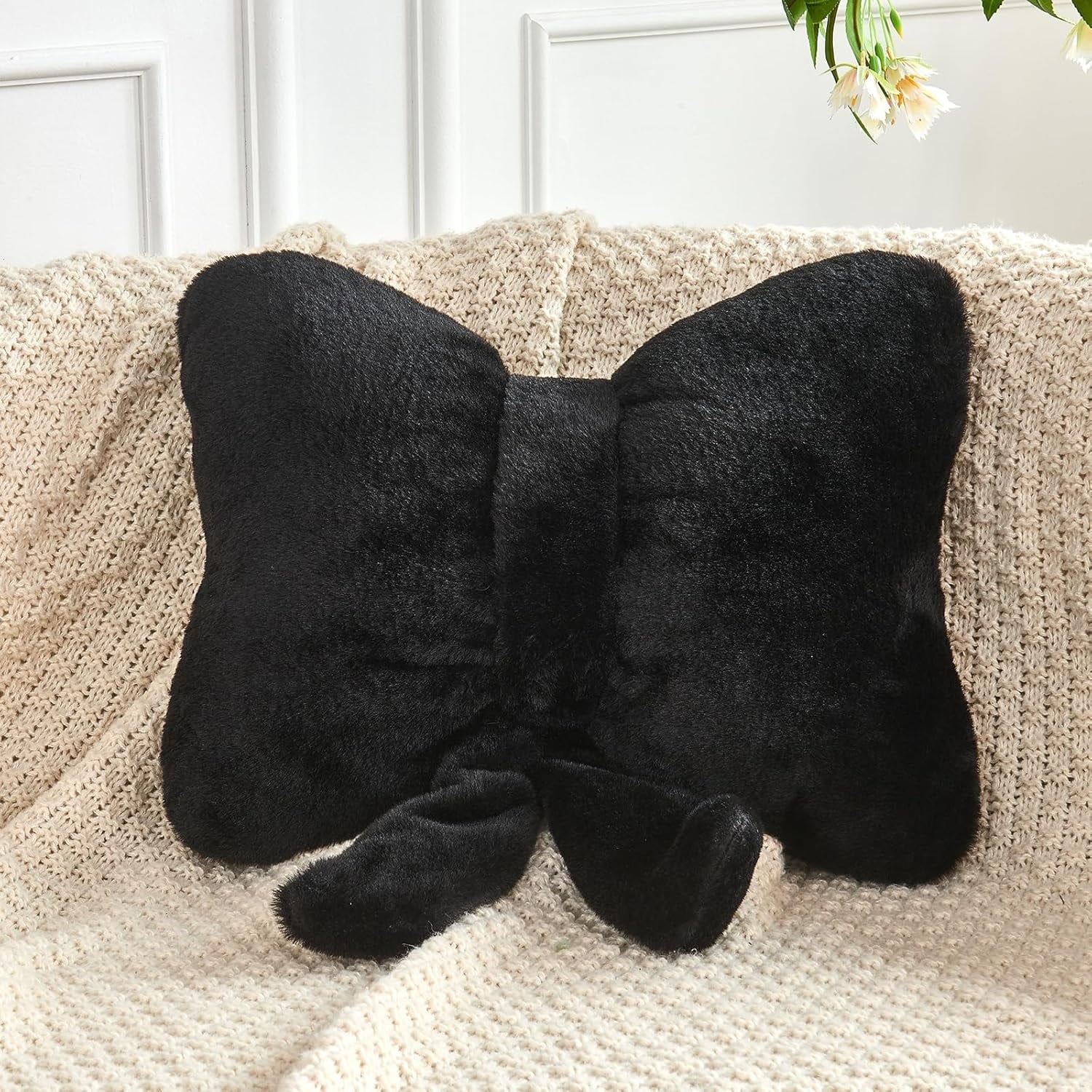 COOKCOK Bow Pillow, Soft Bow Decorative Throw Pillows with Faux Rabbit Fur, Cute 16" Bow Throw Pillows for Home Decor, Plush Pillow for Bedroom Sofa Couch, Pink