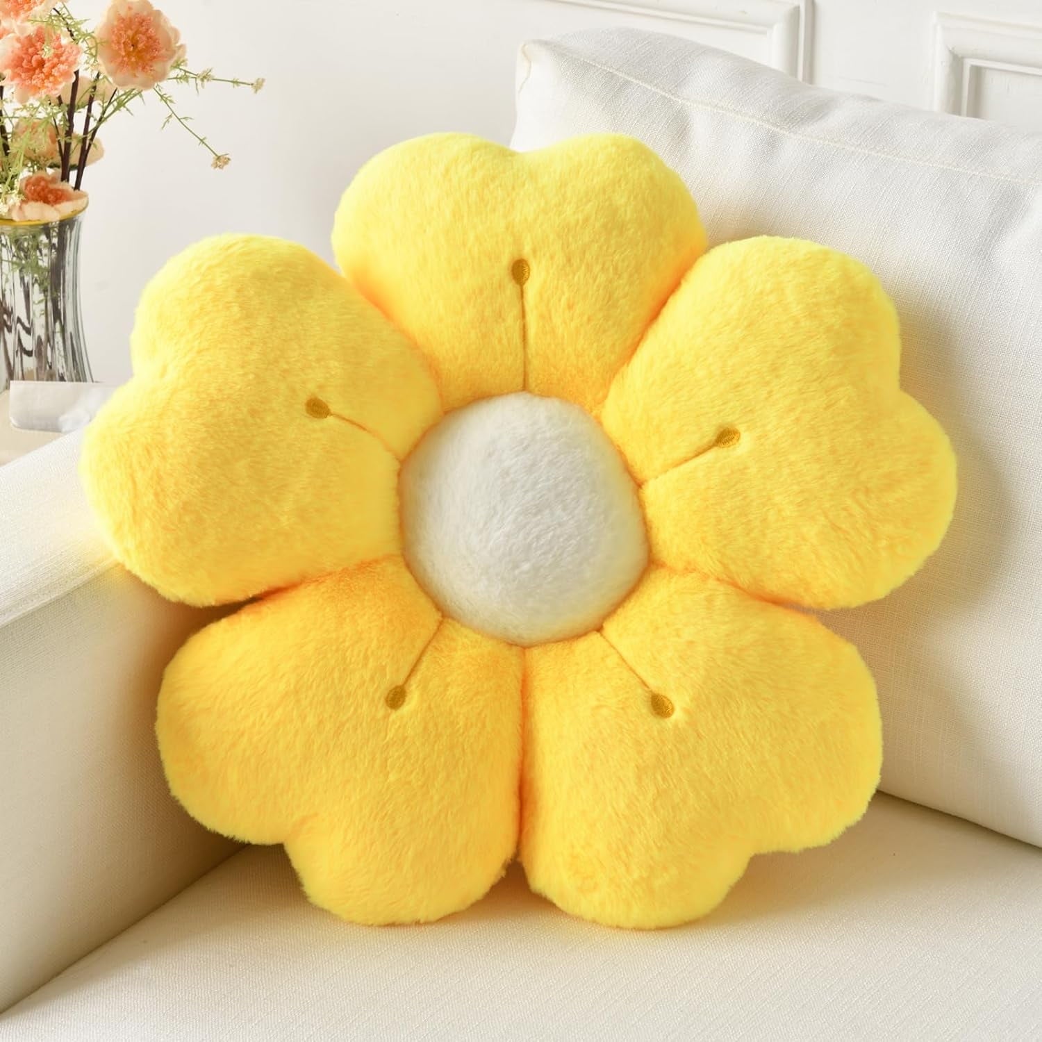 COOKCOK Flower Pillow, 15" Flower Shaped Throw Pillows for Bed Couch, Cute Daisy Flower Pillows Seating Cushions with Room Decor for Bedroom Living Room, White