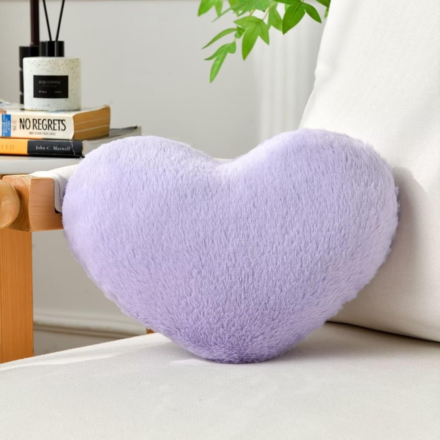 COOKCOK Heart Pillow, Pink Throw Pillows for Bed Couch, 13" x 10" Cute Faux Rabbit Fur Small Pillow for Women Valentine Anniversary Fall Halloween Christmas Home Decor