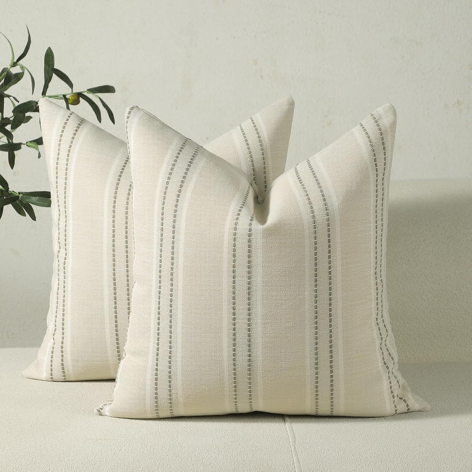 COOKCOK Throw Pillow Covers 20x20 Set of 2 Striped Pillow Covers Textured Linen Decorative Pillows Square Cushion Covers for Sofa Couch Bed Living Room Farmhouse Decor, Grey