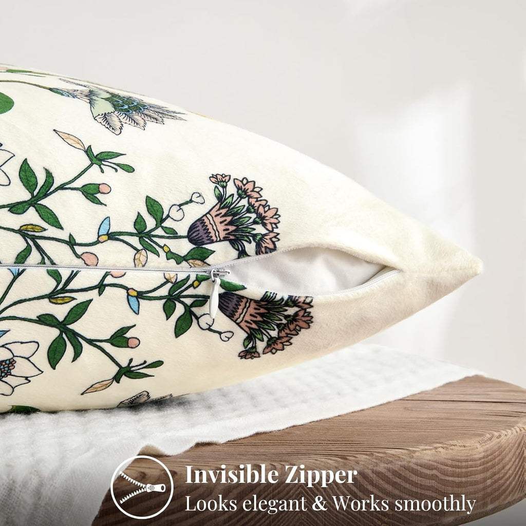 COOKCOK White Floral Pillow Covers 18x18 Set of 2, Velvet Wild Flower Plant Throw Pillows Case, Square Farmhouse Decor Cushion Covers for Home Sofa Bed Couch