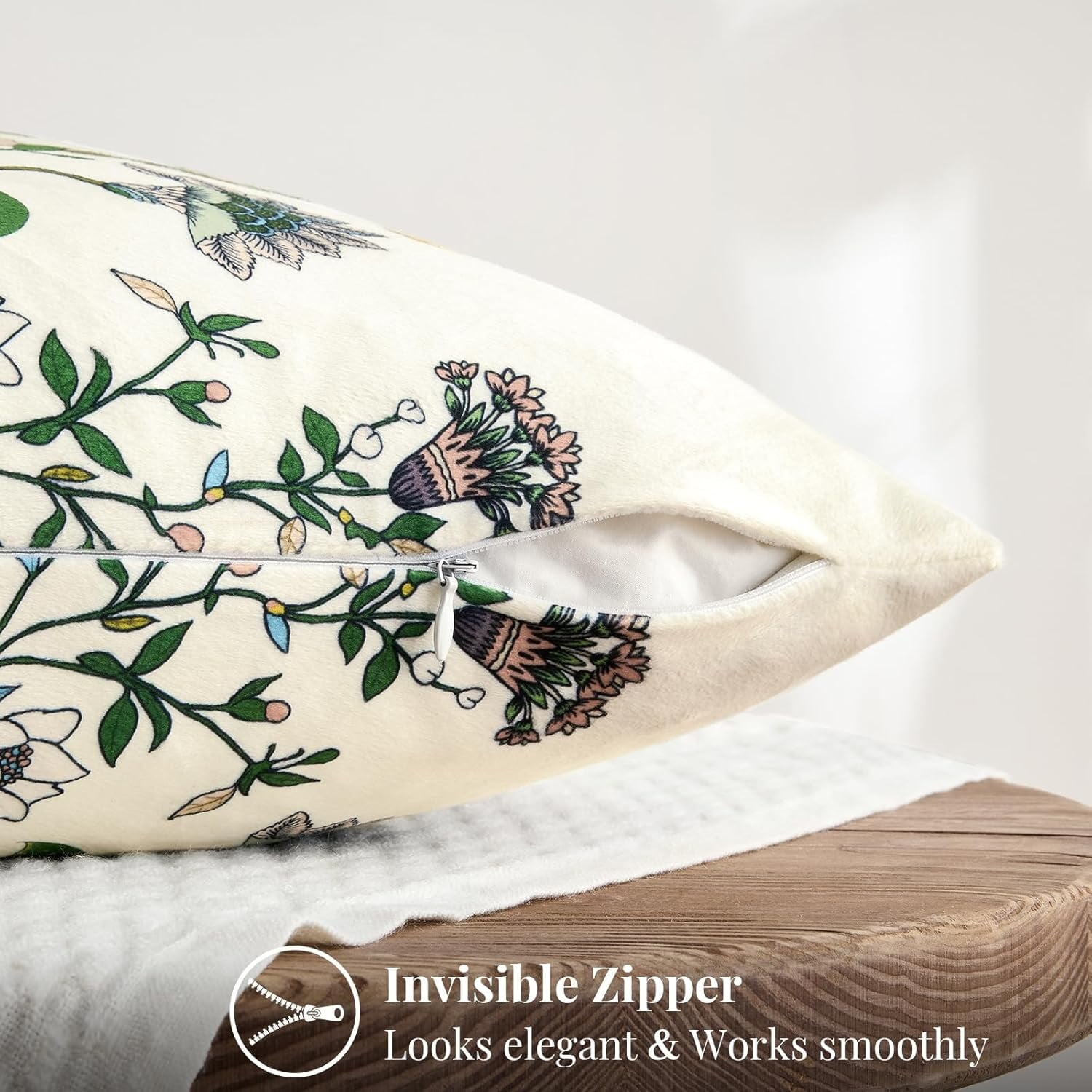 COOKCOK White Floral Pillow Covers 18x18 Set of 2, Velvet Wild Flower Plant Throw Pillows Case, Square Farmhouse Decor Cushion Covers for Home Sofa Bed Couch
